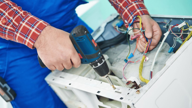 Alaşehir Bosch Bosch çamaşır makinesi kart tamiri – Su almama arızası orijinal parça ile giderildi. - Teknik servis örneği